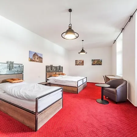 Mariansky Dvur מלון